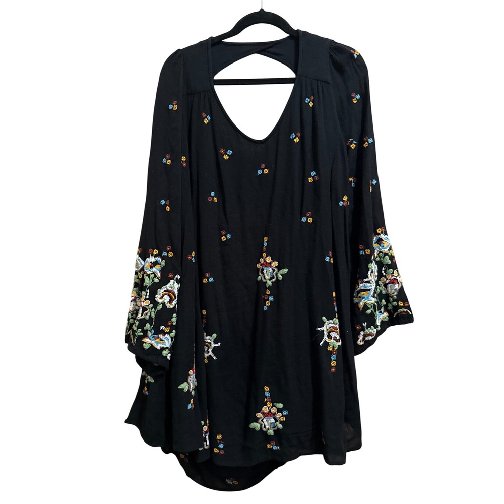 Free People Black Oxford Embroidered Cutout Back Mini Dress Boho Size Small - Picture 2 of 11